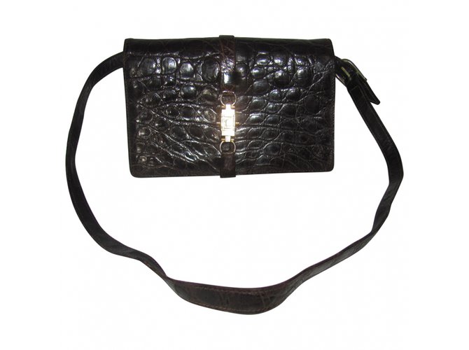 Céline Handbags Brown Leather  ref.9936