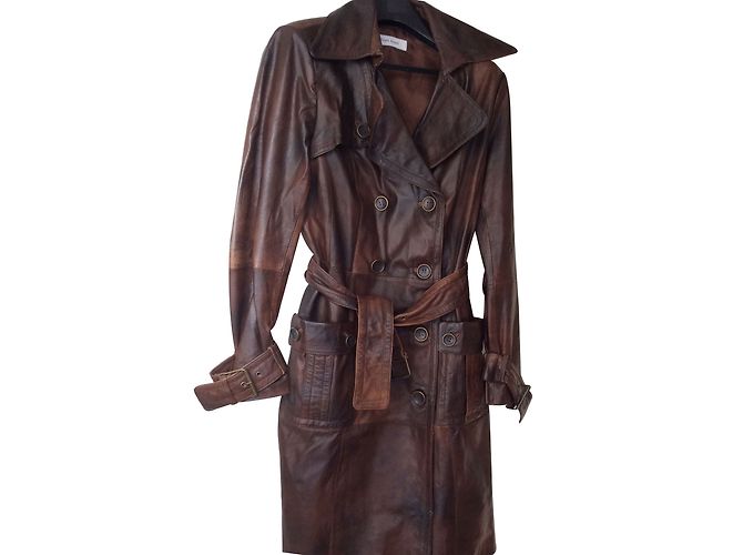 Zara Coats, Outerwear