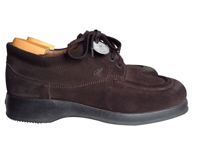 Hogan Derbies en daim marron taille 37