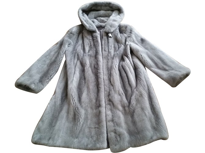 Autre Marque Coats, Outerwear Silvery Fur  ref.10880