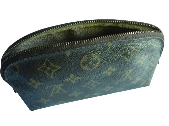 Louis Vuitton Purses, wallets, cases Brown Cloth  ref.10901