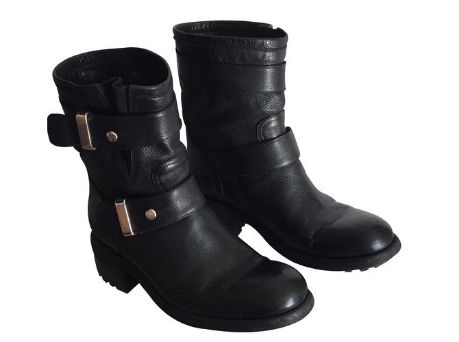 freelance biker boots