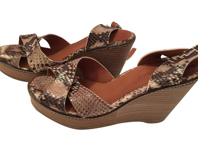 Autre Marque Python Print Leather Wedge Mules 39
