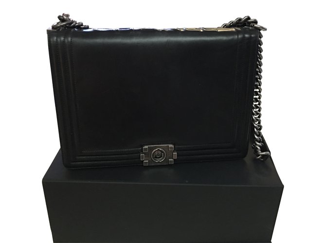 Boy Chanel Handbags Black Leather  ref.11011