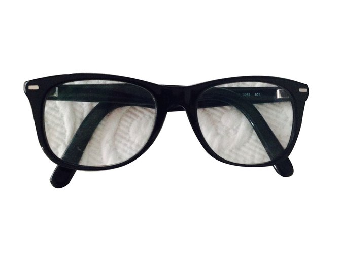 Yves Saint Laurent Oculos escuros Preto  ref.11063