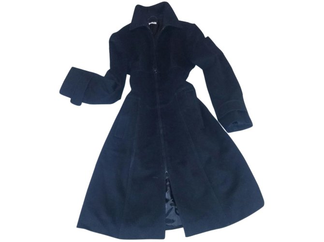 Miu Miu Coats, Outerwear Black  ref.11235