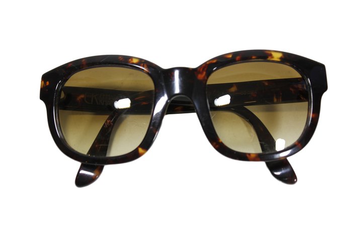 Emmanuelle Khanh Oculos escuros Plástico  ref.11325