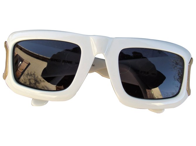 Gianfranco Ferré Gafas de sol Blanco Plástico  ref.11582