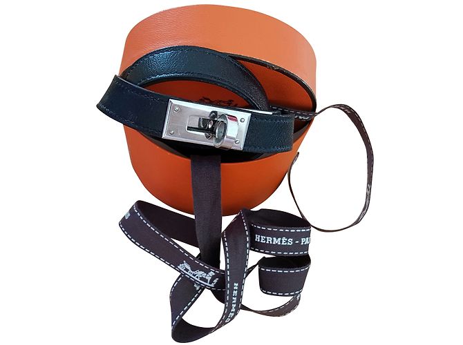 Kelly Hermès Pulseiras Preto