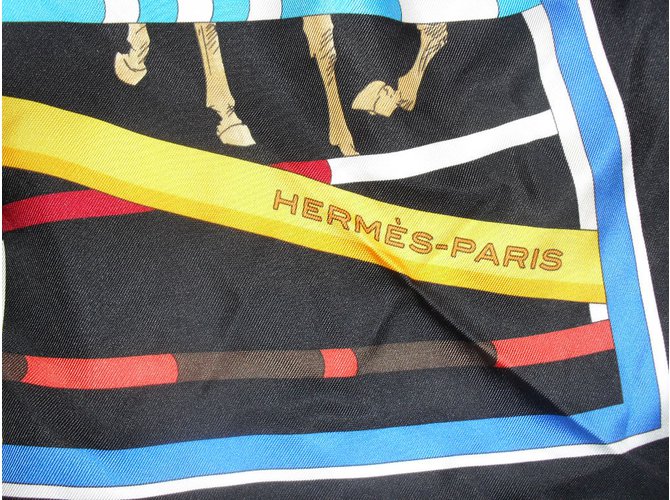 Hermès Scarves Multiple colors Silk  ref.11839