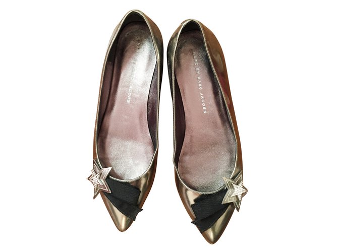 marc by marc jacobs ballet flats