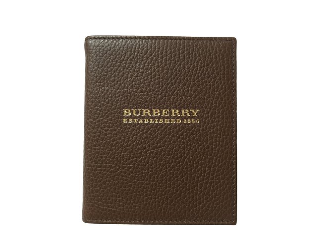Burberry Purses, wallets, cases Brown Leather  ref.11895
