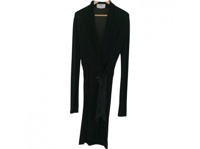 Yves Saint Laurent Dresses Black Viscose  ref.12141