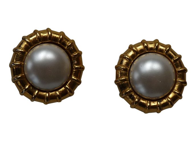 Chanel Earrings White Metal  ref.12244