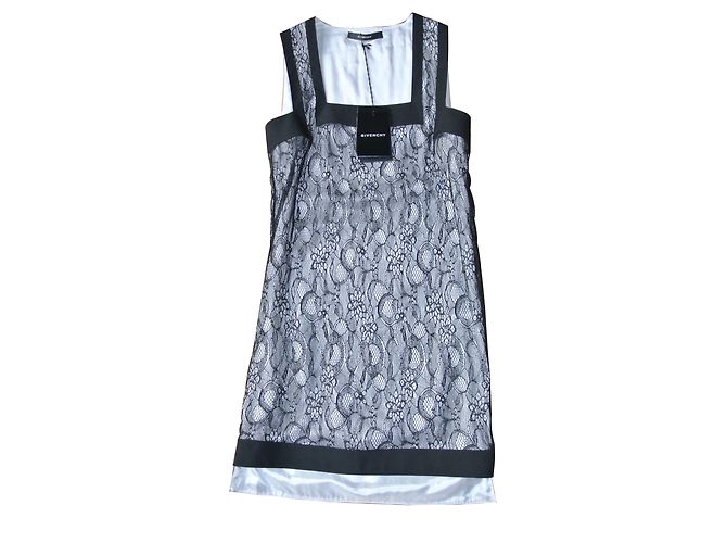 Vestido Givenchy preto de viscose