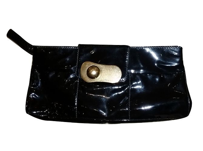 Chloé Clutch aus schwarzem Lackleder