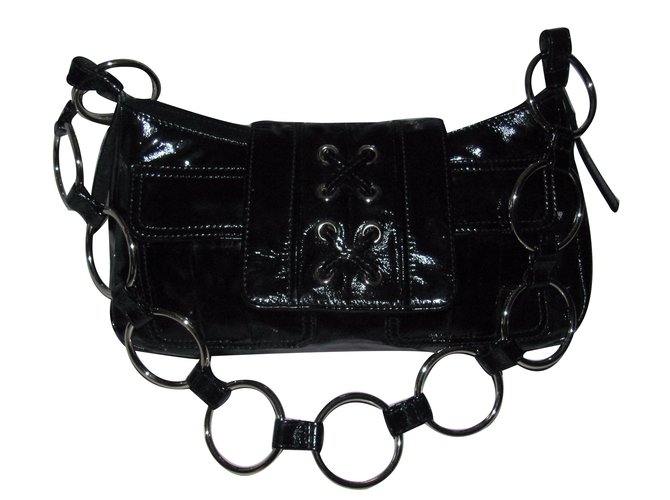 Yves Saint Laurent Handbags Black Patent leather  ref.13068