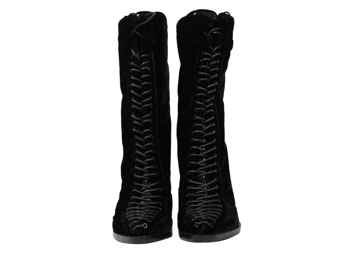 Stivali Givenchy in velluto nero con lacci