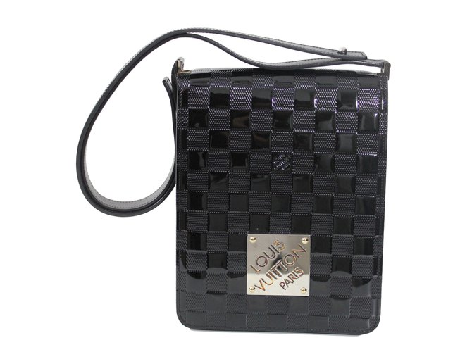 Louis Vuitton Handtaschen Schwarz Lackleder  ref.13319