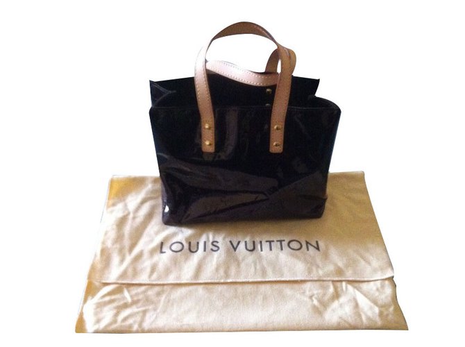 Reade Louis Vuitton Totes Patent leather  ref.13344
