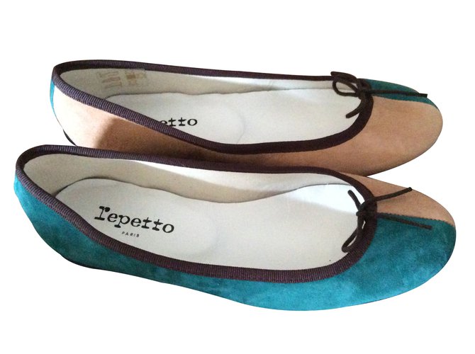 Repetto Ballet flats Green Suede  ref.13365