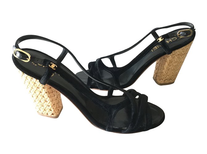 Chanel Heels Black Leather  ref.13536