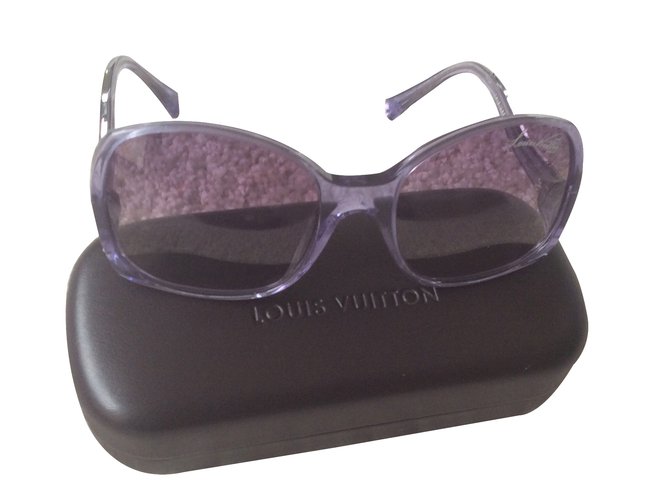 Louis Vuitton Sonnenbrille Lila Kunststoff  ref.14152