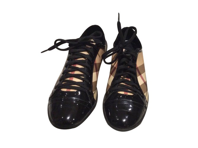 Burberry scarpe da ginnastica Multicolore Pelle verniciata  ref.14378
