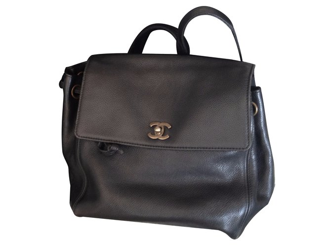 Chanel sac à dos Cuir Noir  ref.14426