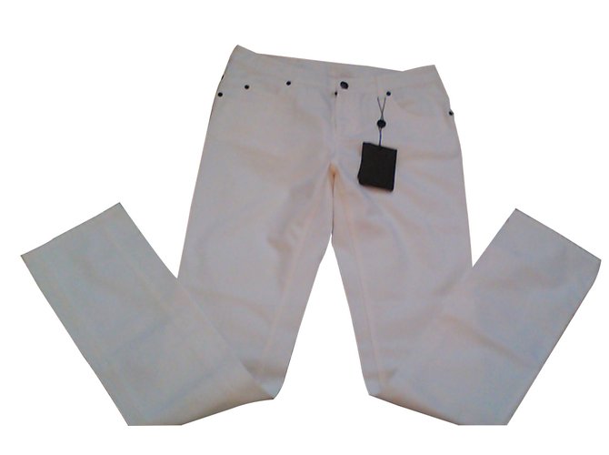 Louis Vuitton Pantalones, polainas Blanco Algodón  ref.14474