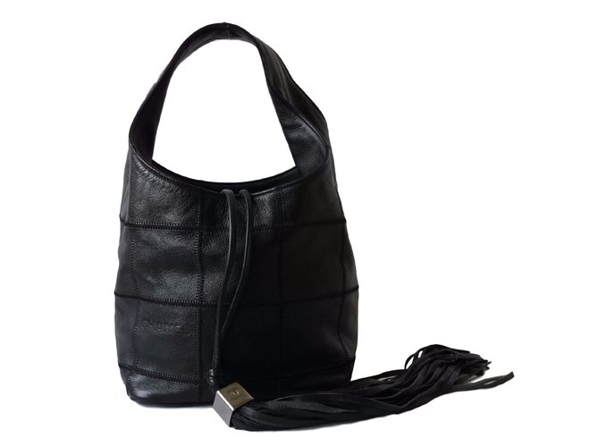 Chanel Handbags Black Leather  ref.14659