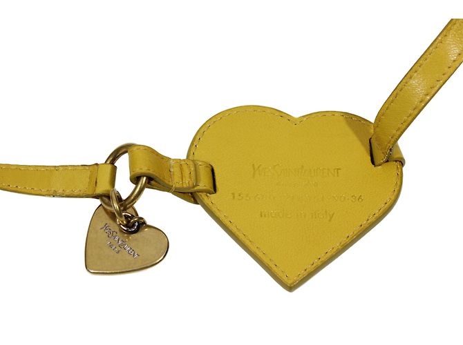 Cinturón Yves Saint Laurent Corazón de Cuero Amarillo 
