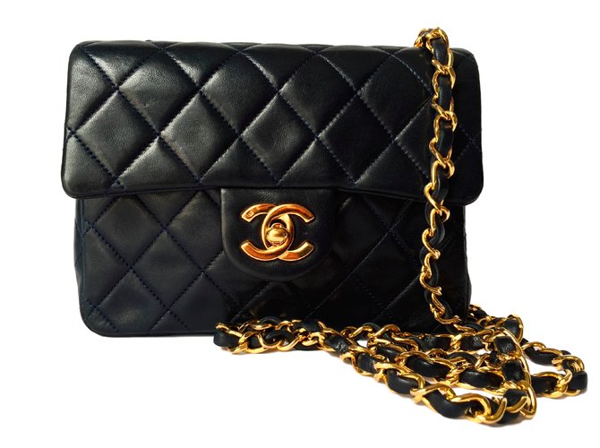 Timeless Chanel Handbags Blue Leather  ref.14860