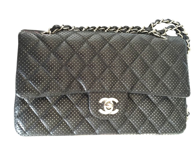 Classique Chanel 255 Cuir Noir  ref.14959