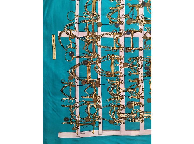 Bufanda Hermès de punto de seda azul 90x90cm