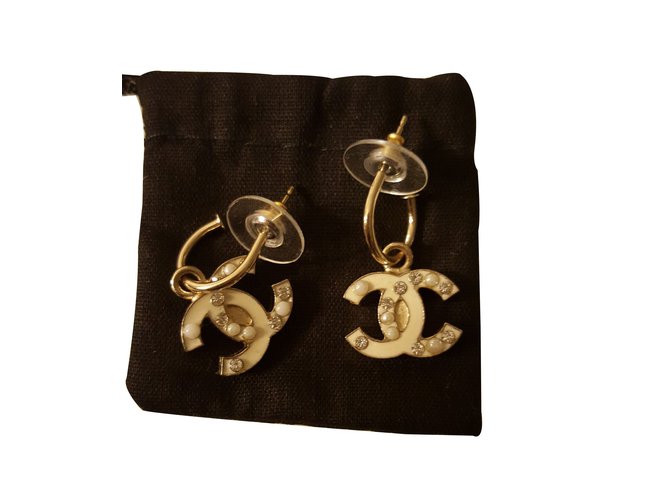 Chanel Earrings Beige  ref.15064