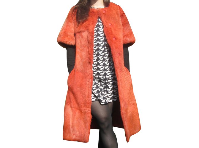 Louis Vuitton Coats, Outerwear Orange Fur  ref.15114
