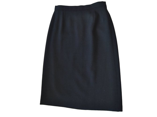 Chanel Classic pencil skirt Laine Noir  ref.15152