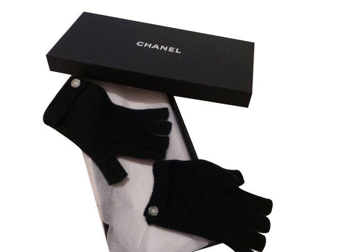 Chanel Gloves Metallic Cashmere  ref.15608