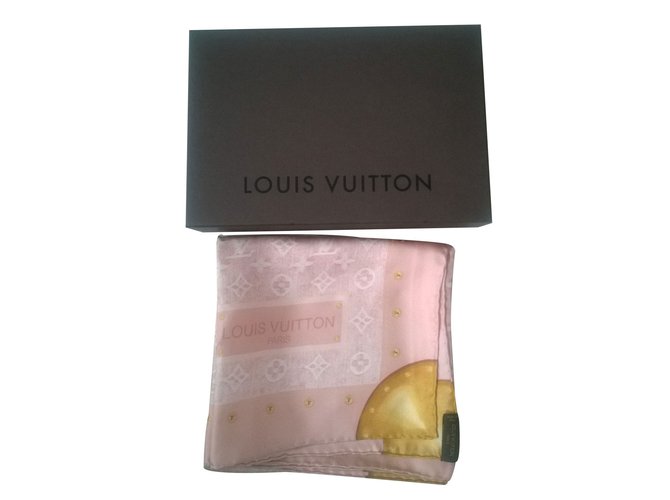 Louis Vuitton Scarves Pink Silk  ref.15617