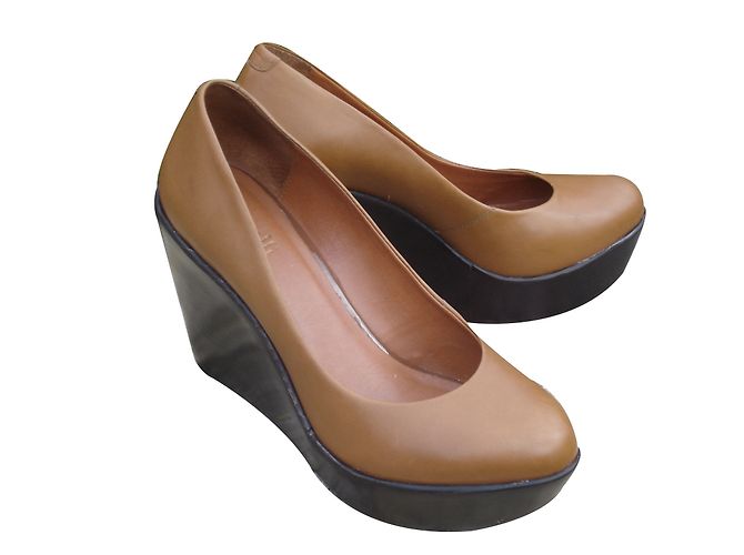 Autre Marque Absatzschuhe aus Leder Caramel Größe 40 Karamell