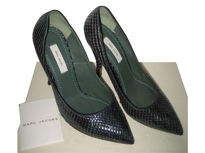 Marc Jacobs Python Pumps Schwarz 
