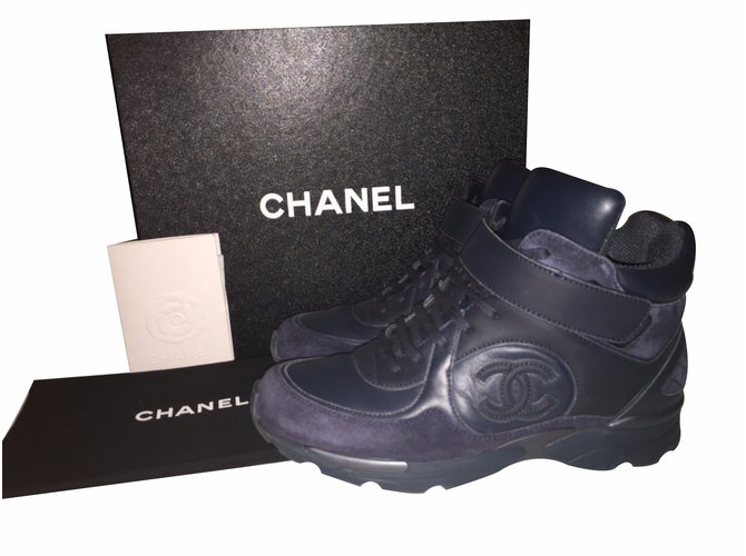 Chanel Sneakers Blue Leather  ref.16103
