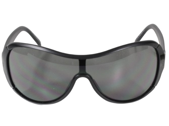 Yves Saint Laurent Oculos escuros Preto  ref.16299