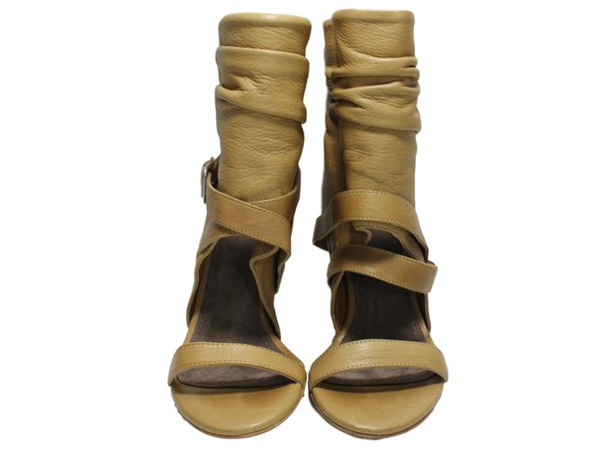 Zara Boots open toes Cuir Beige  ref.16366