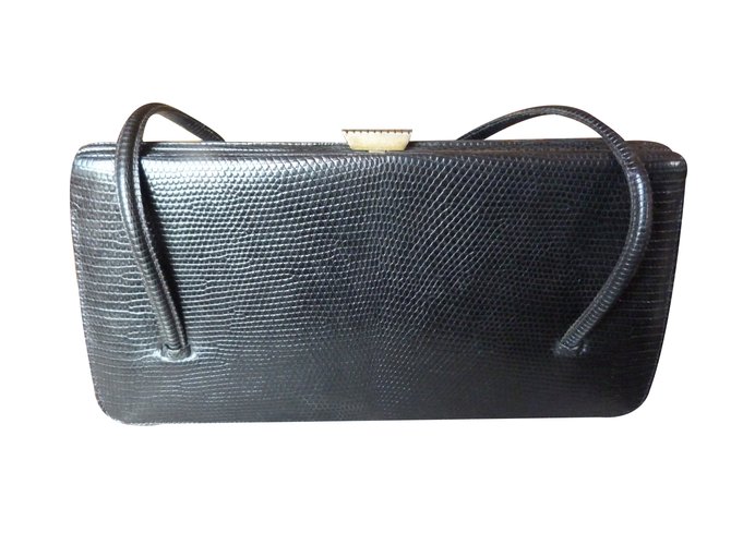Autre Marque Handbags Black Leather  ref.16396