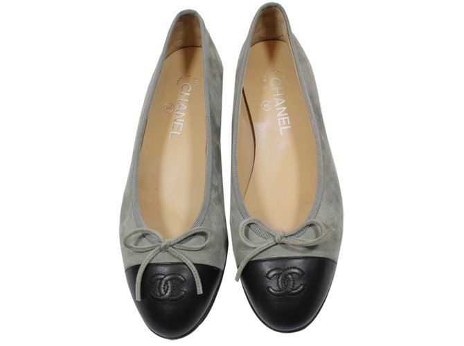 Chanel Ballet Flats, Grey Tweed, Size 38, New in Box GA001 - Julia Rose  Boston