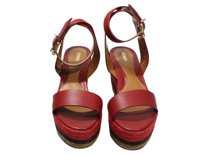 Fendi Wedge heels Red Leather  ref.17163