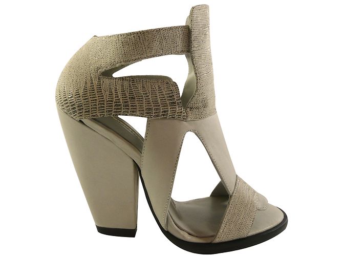 CAMILLA SKOVGAARD CLOUD ROLLER SCHUHE... Grau