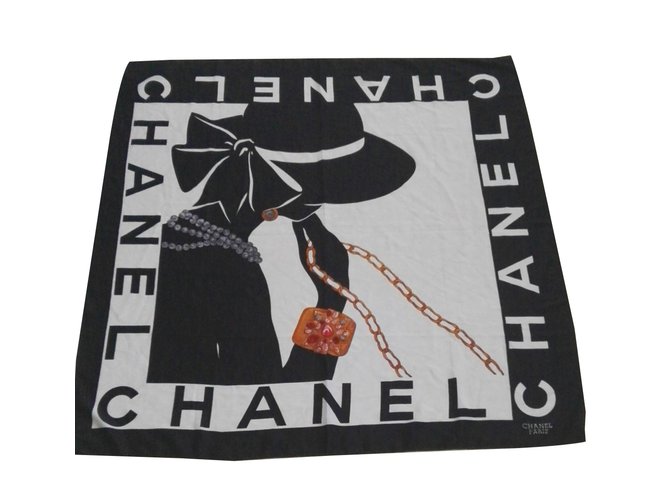 Chanel Bufandas de seda Blanco  ref.17282